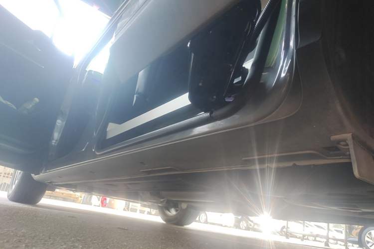 Used Hyundai Custo 2021 380TGDi Smart Love Flagship Edition TOP Premium Left Side Sill