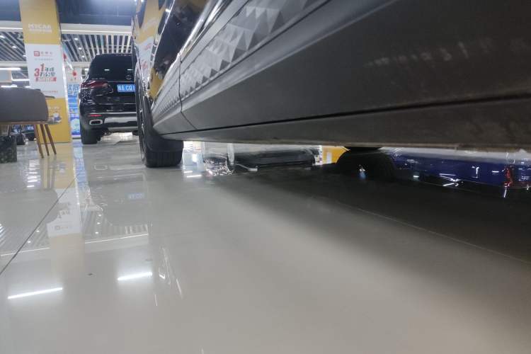 Used Hyundai Custo 2021 270TGDi Prestige LUX Left Side Sill