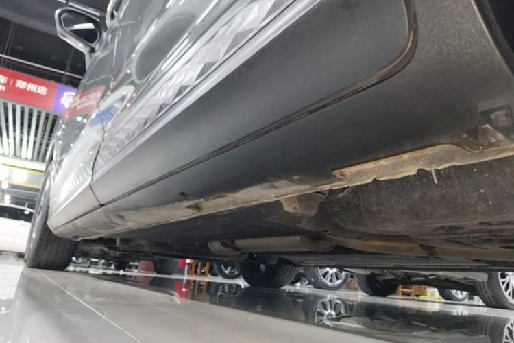 Used Hyundai Custo 2021 380TGDi Smart Love Flagship Edition TOP Premium Left Side Sill
