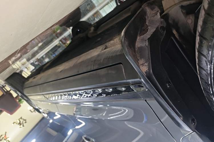 Used Hyundai Custo 2021 380TGDi Smart Luxury Premium LUX Left Side Sill