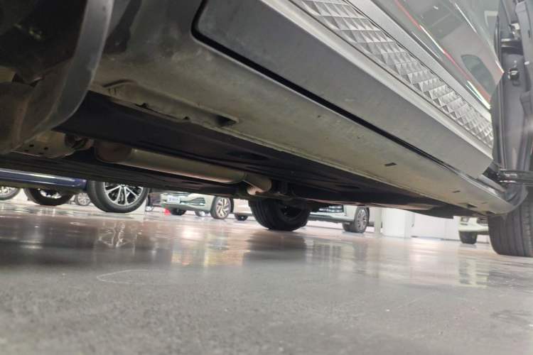 Used Hyundai Custo 2021 380TGDi Smart Luxury Premium LUX Left Side Sill