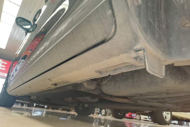 Used Hyundai Custo 2021 270TGDi Prestige LUX Left Side Sill