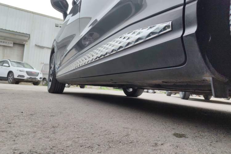 Used Hyundai Custo 2021 380TGDi Smart Luxury Premium LUX Left Side Sill