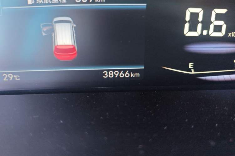 Used Hyundai Custo 2021 380TGDi Smart Luxury Premium LUX Odometer Close Up