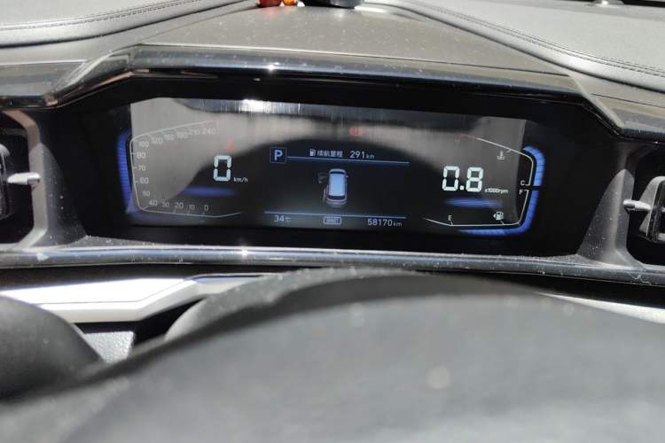 Used Hyundai Custo 2021 380TGDi Smart Luxury Premium LUX Odometer Close Up