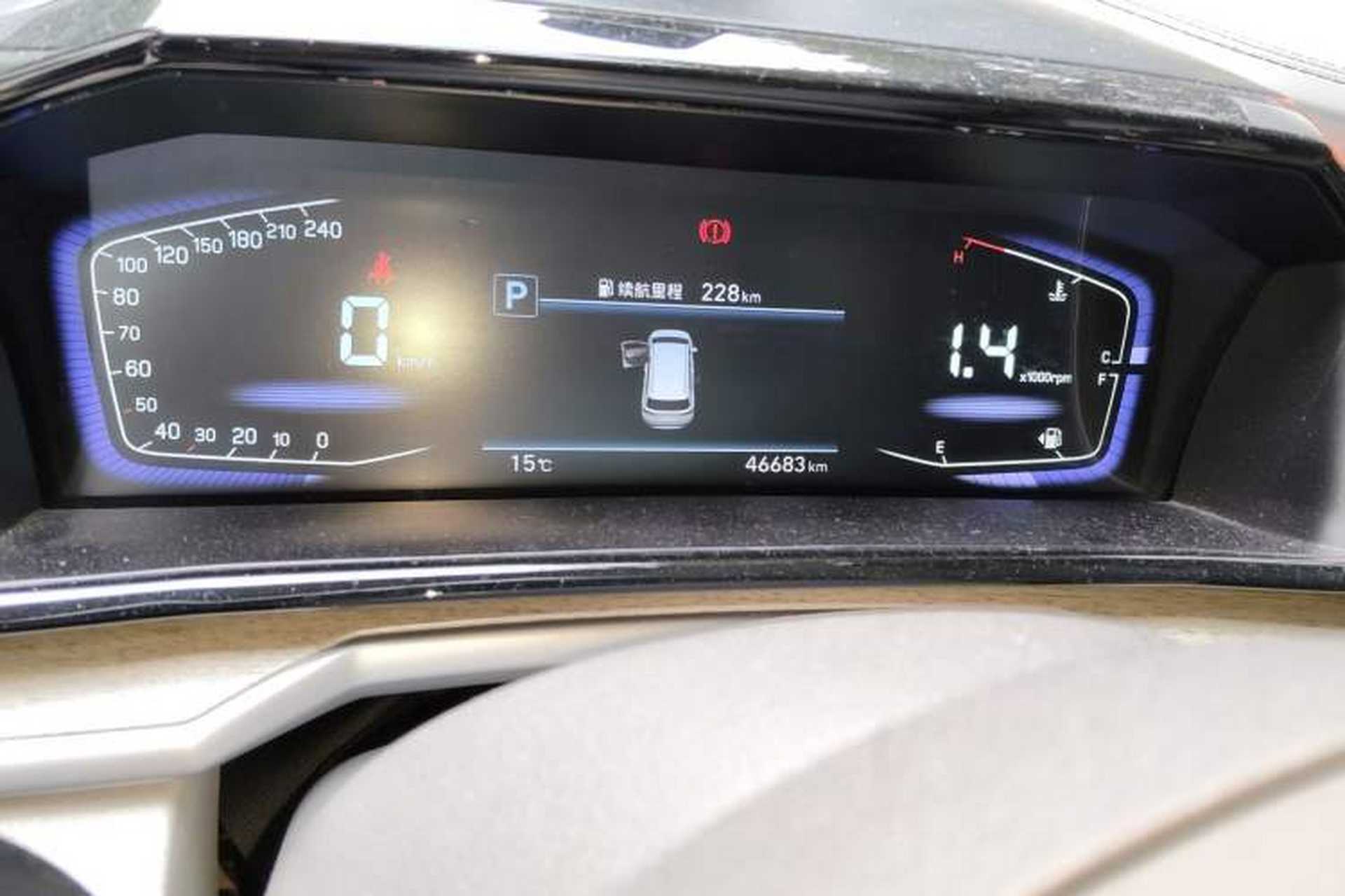 Used Hyundai Custo 2021 270TGDi Prestige LUX Odometer Close Up