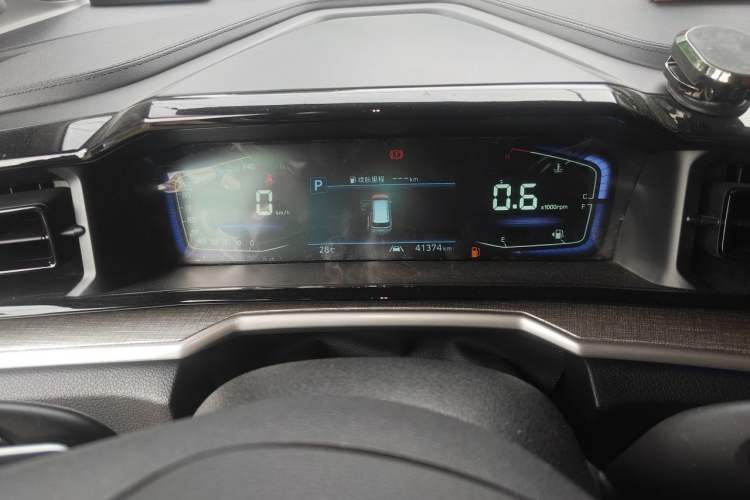Used Hyundai Custo 2021 380TGDi Smart Luxury Premium LUX Odometer Close Up