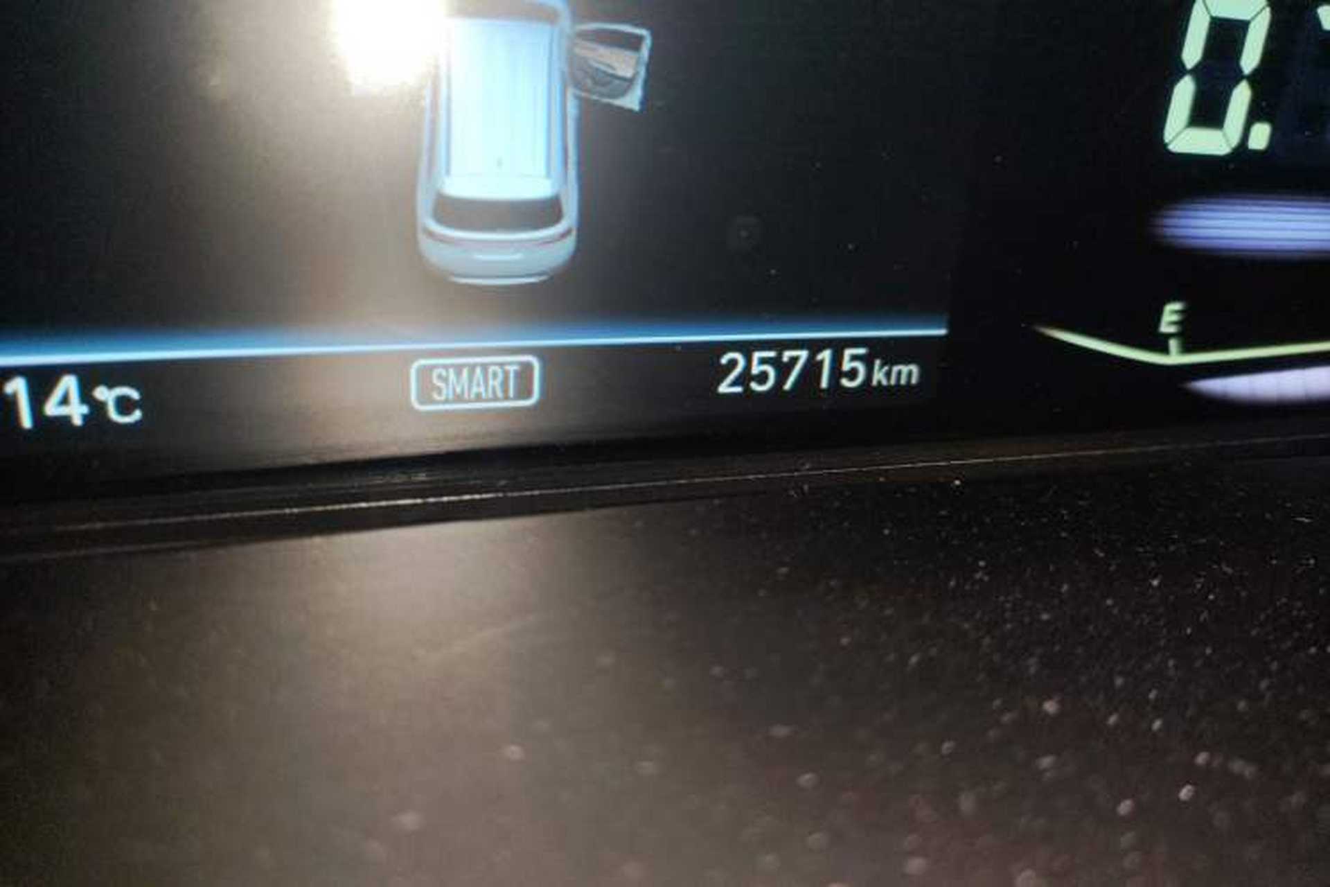 Used Hyundai Custo 2021 380TGDi Smart Love Flagship Edition TOP Premium Odometer Close Up