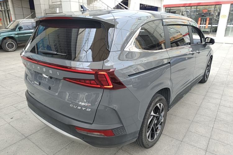 Used Hyundai Custo 2021 380TGDi Deluxe Edition DLX Rear Right 45 Deg