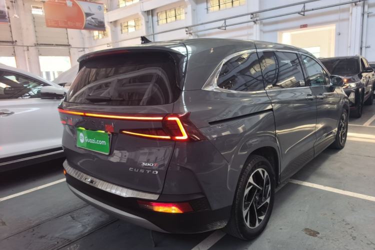 Used Hyundai Custo 2021 380TGDi Smart Luxury Premium LUX Rear Right 45 Deg