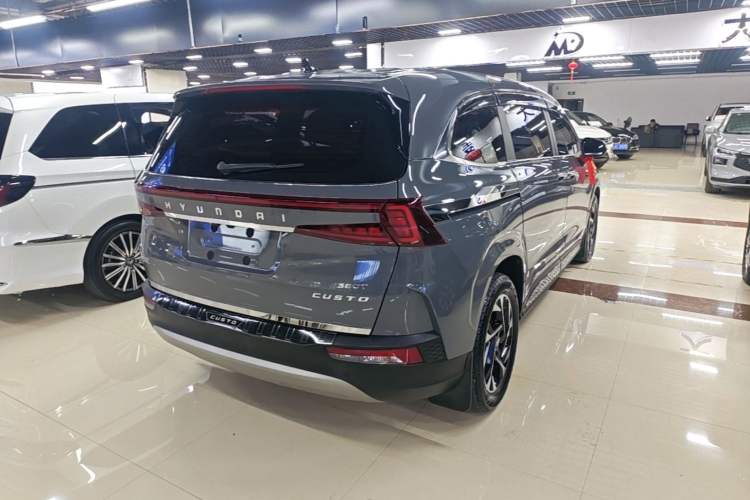 Used Hyundai Custo 2021 380TGDi Smart Luxury Premium LUX Rear Right 45 Deg