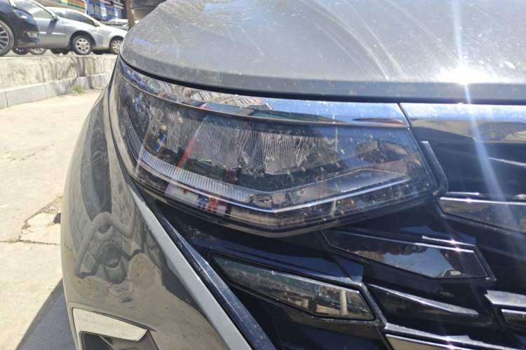 Used Hyundai Custo 2021 270TGDi Prestige LUX Right Front Headlight