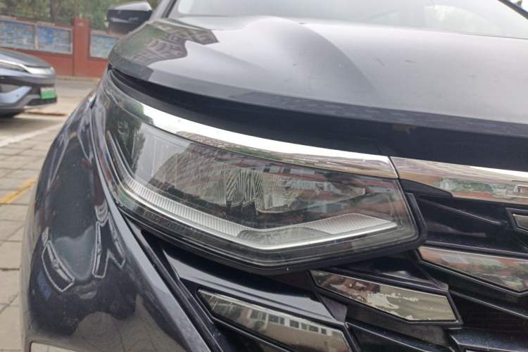 Used Hyundai Custo 2021 380TGDi Smart Luxury Premium LUX Right Front Headlight