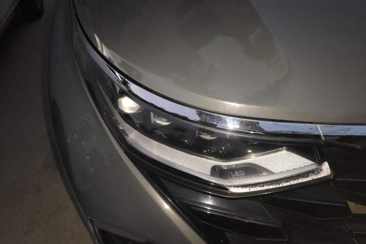 Used Hyundai Custo 2021 270TGDi Prestige LUX Right Front Headlight