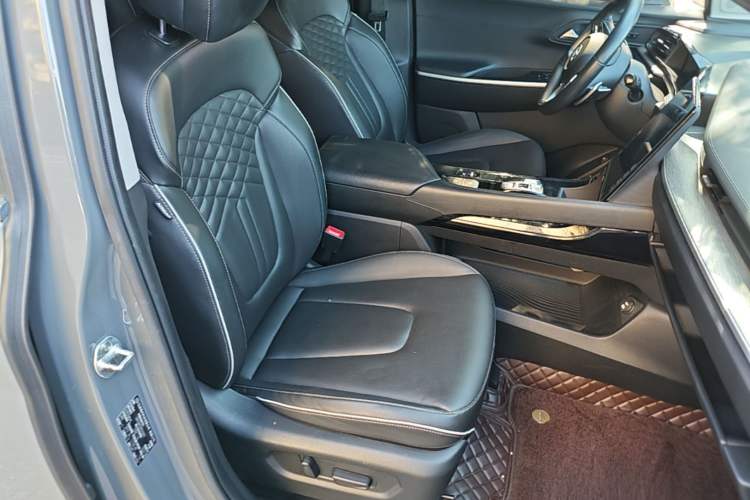Used Hyundai Custo 2021 380TGDi Smart Luxury Premium LUX Right Front Seat
