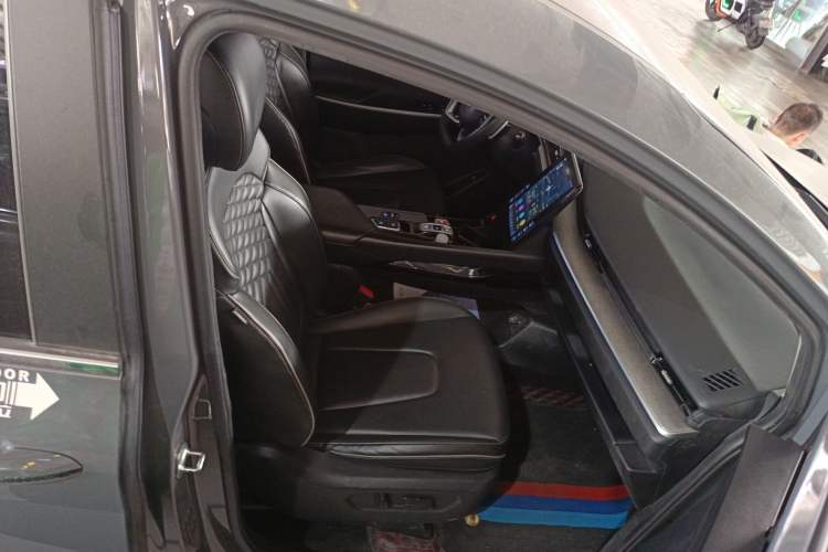 Used Hyundai Custo 2021 380TGDi Smart Love Flagship Edition TOP Premium Right Front Seat