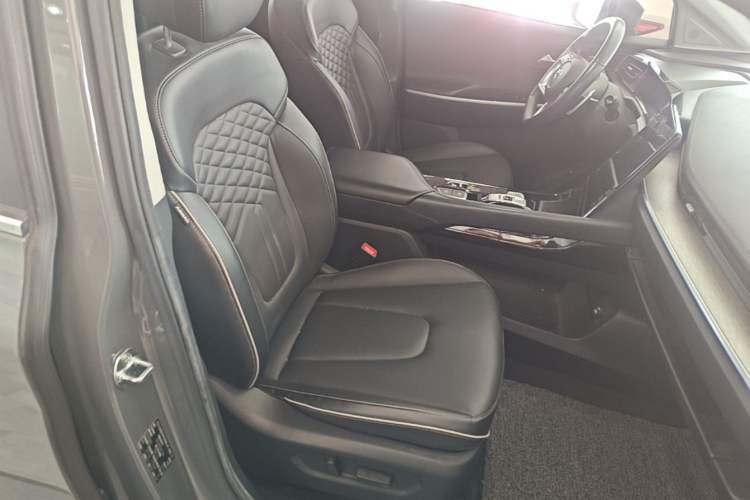 Used Hyundai Custo 2021 380TGDi Smart Luxury Premium LUX Right Front Seat