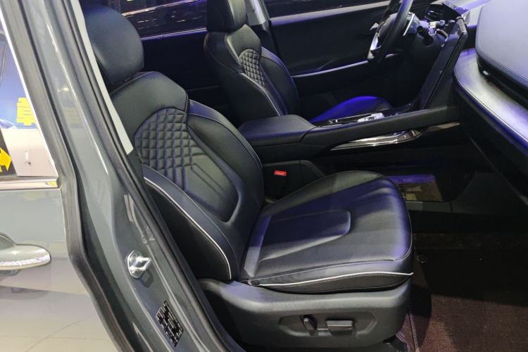 Used Hyundai Custo 2021 380TGDi Smart Love Flagship Edition TOP Premium Right Front Seat