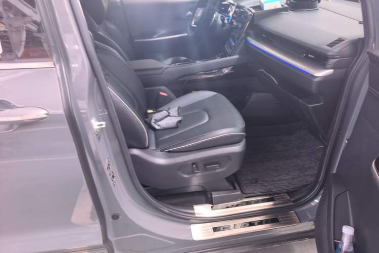 Used Hyundai Custo 2021 380TGDi Smart Luxury Premium LUX Right Front Seat