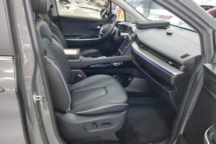 Used Hyundai Custo 2021 380TGDi Smart Love Flagship Edition TOP Premium Right Front Seat