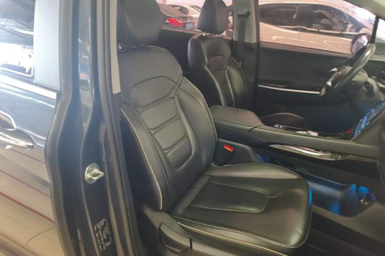 Used Hyundai Custo 2021 270TGDi Prestige LUX Right Front Seat