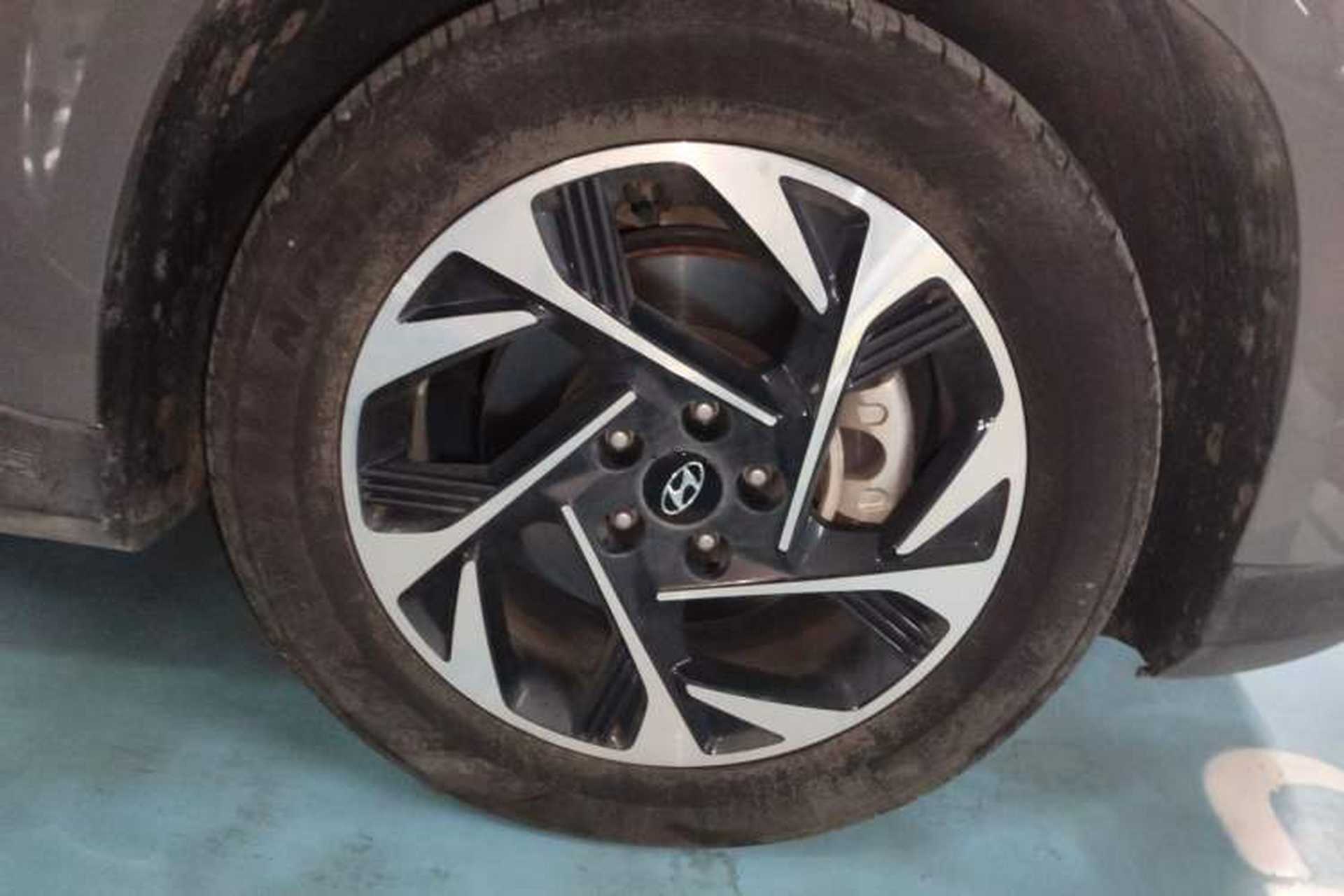 Used Hyundai Custo 2021 380TGDi Smart Love Flagship Edition TOP Premium Right Front Wheel Hub