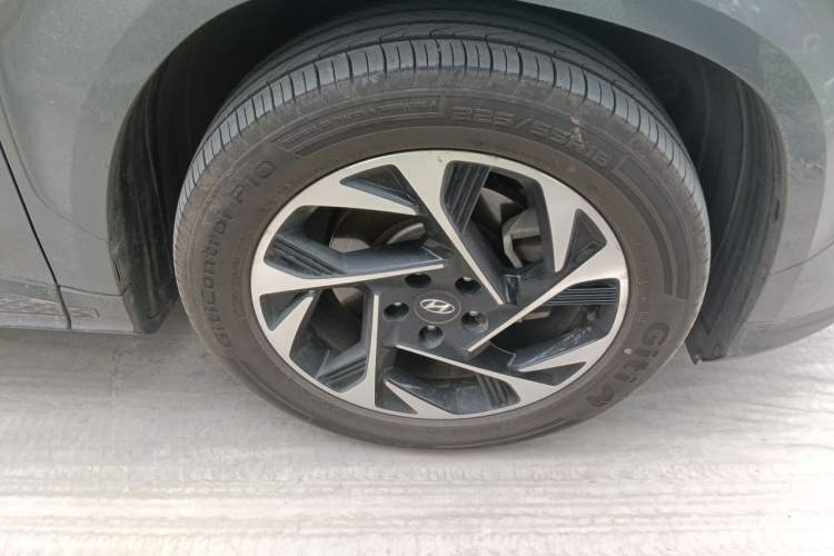 Used Hyundai Custo 2021 380TGDi Smart Love Flagship Edition TOP Premium Right Front Wheel Hub