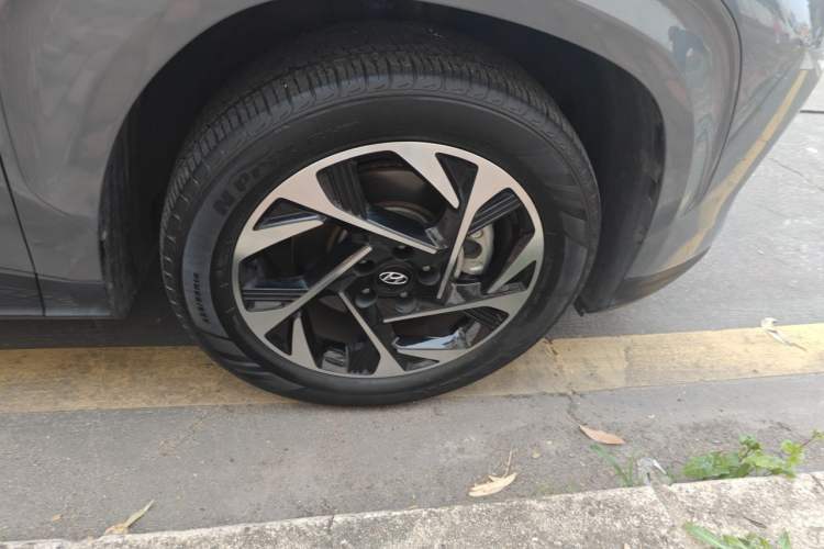 Used Hyundai Custo 2021 380TGDi Smart Love Flagship Edition TOP Premium Right Front Wheel Hub