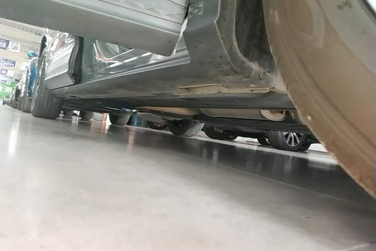 Used Hyundai Custo 2021 380TGDi Smart Luxury Premium LUX Right Side Sill