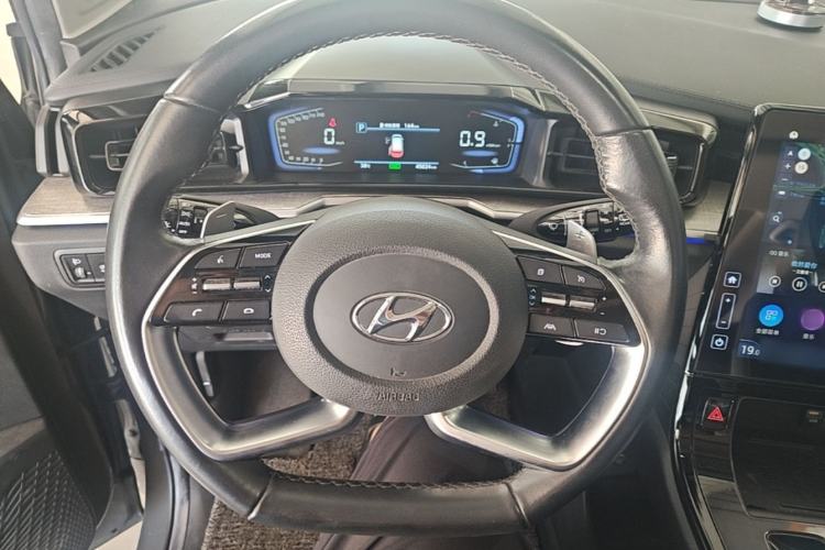 Used Hyundai Custo 2021 380TGDi Smart Luxury Premium LUX Steering Wheel