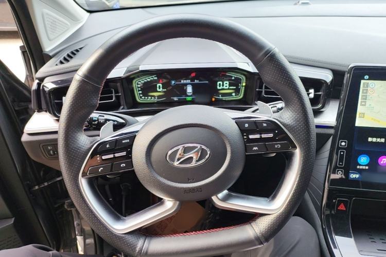 Used Hyundai Custo 2021 380TGDi Smart Luxury Premium LUX Steering Wheel