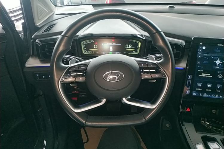 Used Hyundai Custo 2021 380TGDi Smart Luxury Premium LUX Steering Wheel