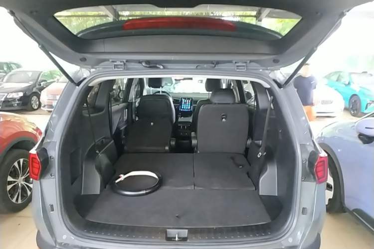 Used Hyundai Custo 2021 270TGDi Prestige LUX Trunk