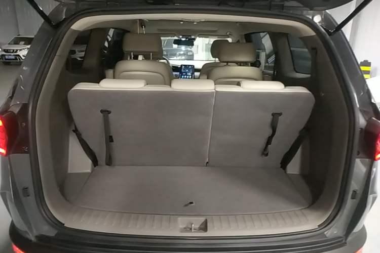 Used Hyundai Custo 2021 380TGDi Smart Luxury Premium LUX Trunk