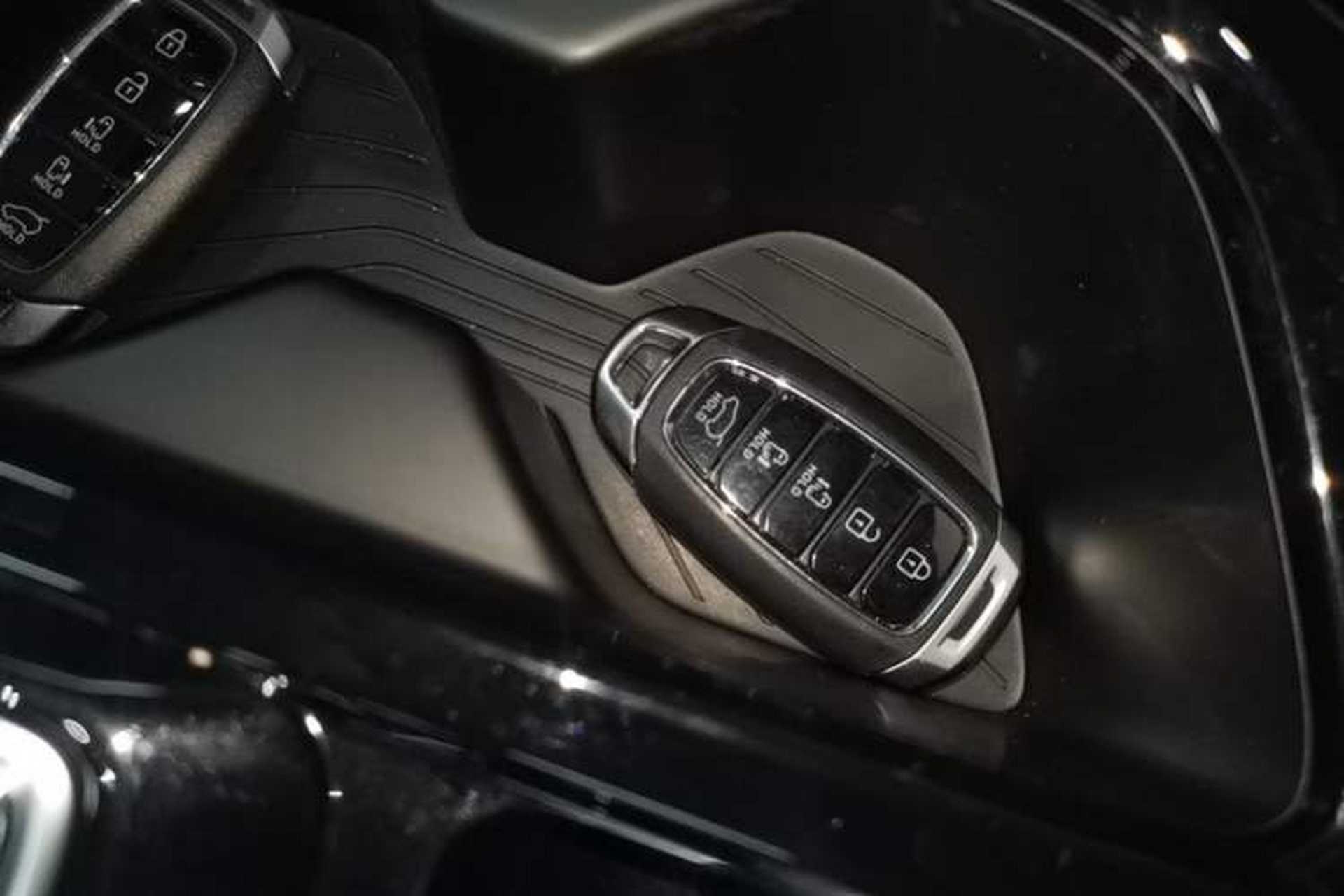 Used Hyundai Custo 2021 380TGDi Smart Love Flagship Edition TOP Premium Vehicle Key