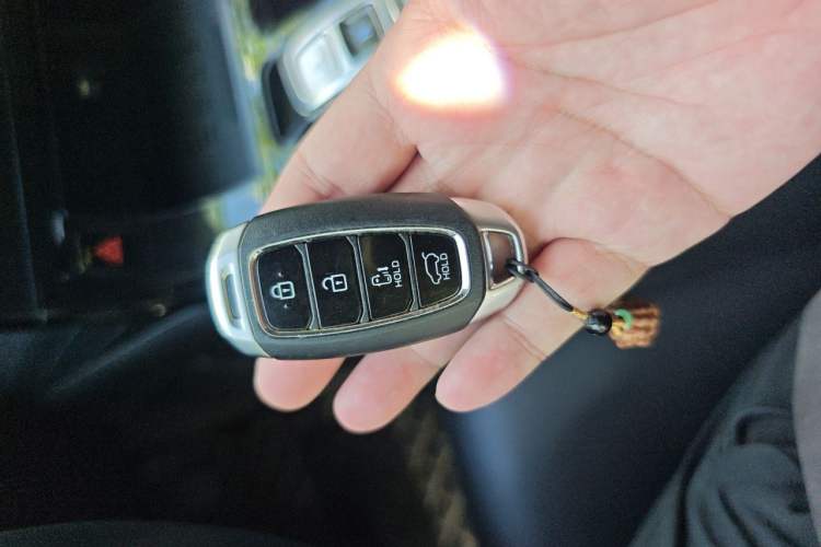 Used Hyundai Custo 2021 380TGDi Smart Luxury Premium LUX Vehicle Key