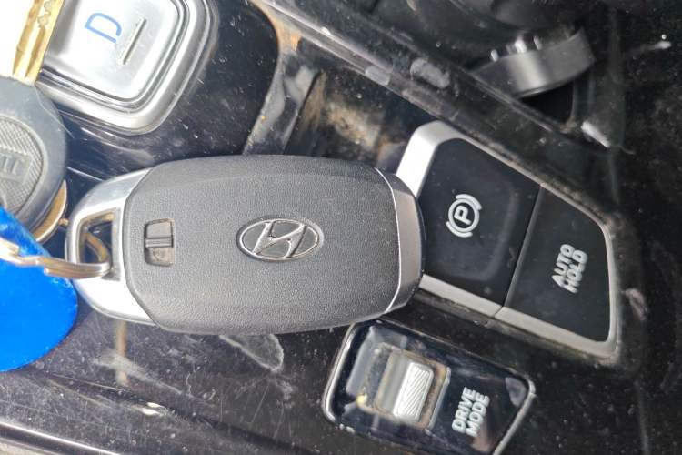 Used Hyundai Custo 2021 380TGDi Smart Love Flagship Edition TOP Premium Vehicle Key