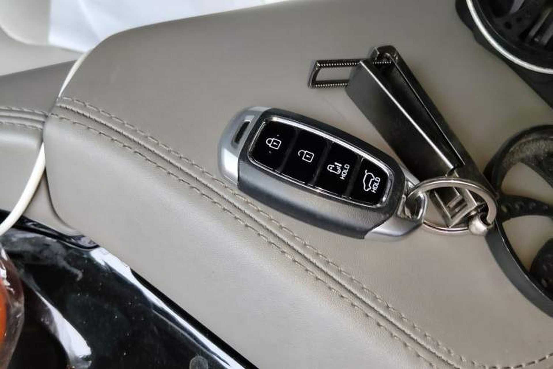 Used Hyundai Custo 2021 270TGDi Prestige LUX Vehicle Key
