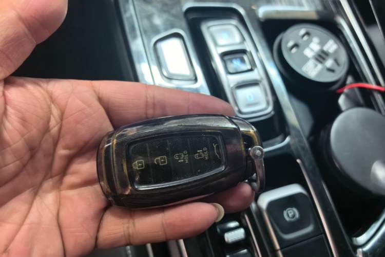 Used Hyundai Custo 2021 380TGDi Smart Luxury Premium LUX Vehicle Key
