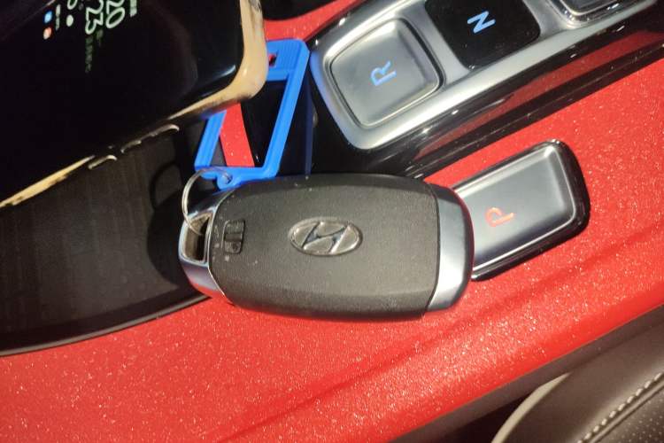 Used Hyundai Custo 2021 270TGDi Prestige LUX Vehicle Key