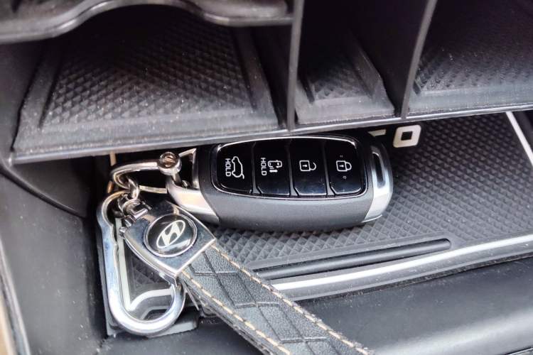 Used Hyundai Custo 2021 380TGDi Smart Luxury Premium LUX Vehicle Key