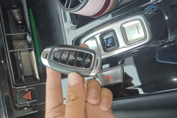 Used Hyundai Custo 2021 380TGDi Smart Love Flagship Edition TOP Premium Vehicle Key