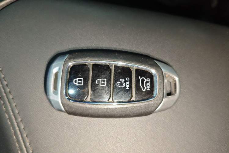 Used Hyundai Custo 2021 380TGDi Smart Luxury Premium LUX Vehicle Key