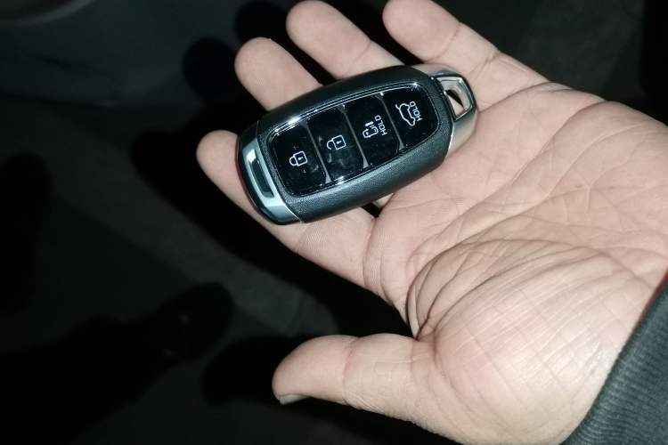 Used Hyundai Custo 2021 380TGDi Smart Luxury Premium LUX Vehicle Key