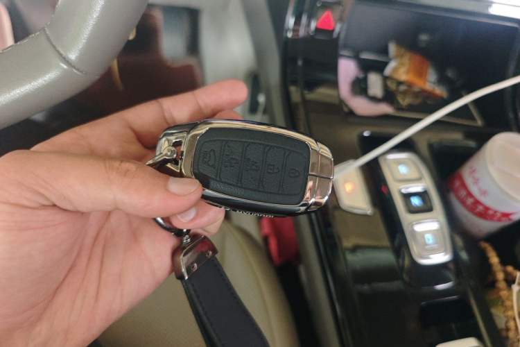 Used Hyundai Custo 2021 380TGDi Smart Love Flagship Edition TOP Premium Vehicle Key