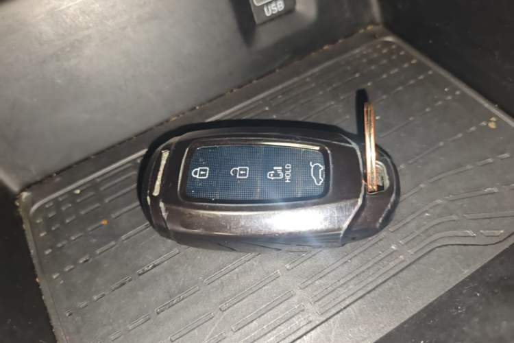 Used Hyundai Custo 2021 270TGDi Prestige LUX Vehicle Key