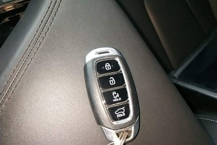 Used Hyundai Custo 2021 380TGDi Smart Luxury Premium LUX Vehicle Key