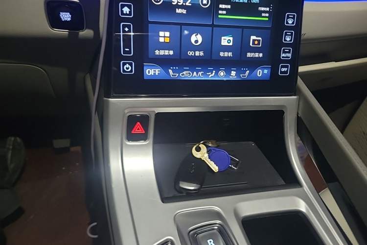 Used Hyundai Custo 2021 380TGDi Smart Love Flagship Edition TOP Premium Audio And AC Panel