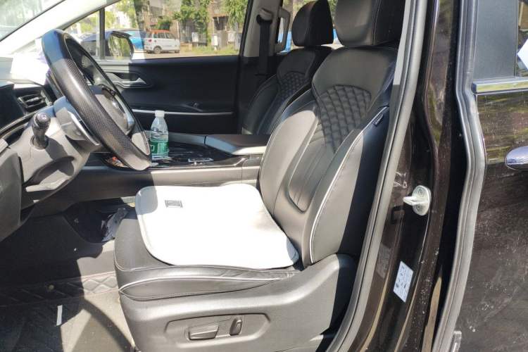 Used Hyundai Custo 2021 380TGDi Smart Love Flagship Edition TOP Premium Left Front Seat