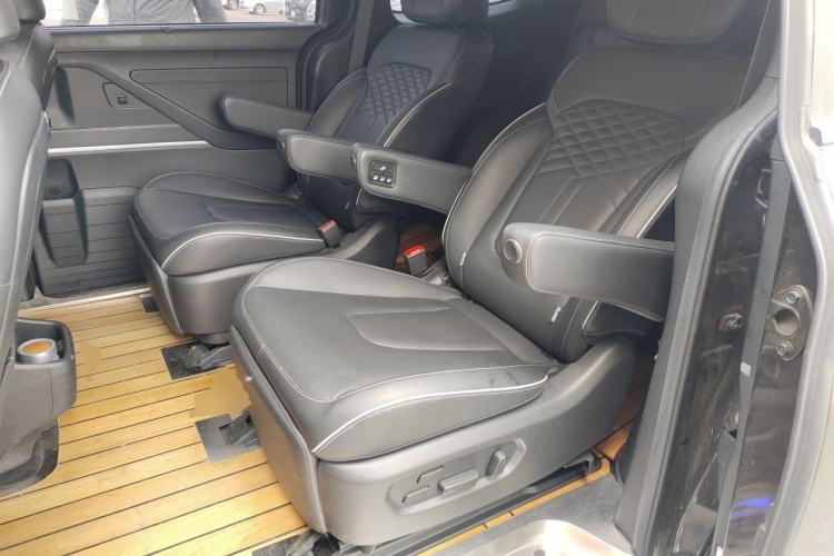 Used Hyundai Custo 2021 380TGDi Smart Love Flagship Edition TOP Premium Left Rear Seat
